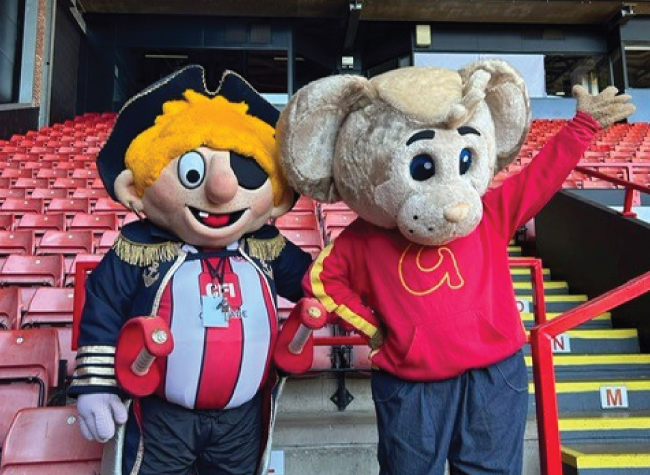 Gully Mouse kicks off new partnership with the Sheffield United Women’s team