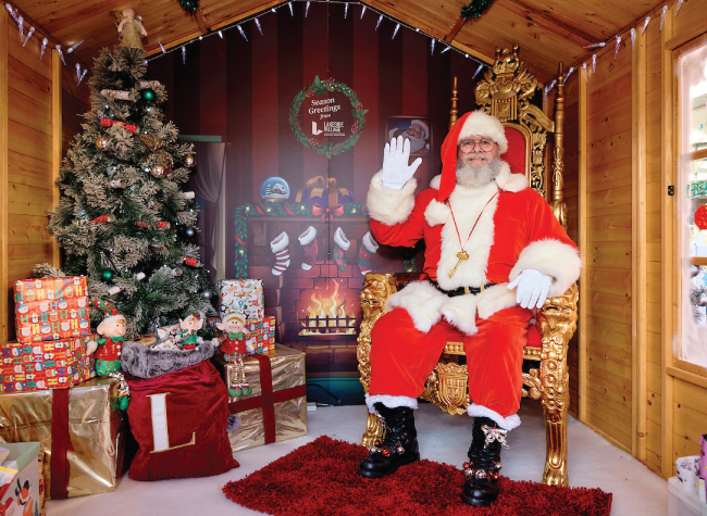 Free Santa’s Grotto back at Lakeside Village from this weekend