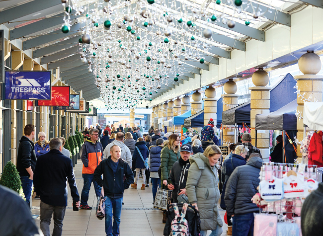 Shoppers set for festive music treat