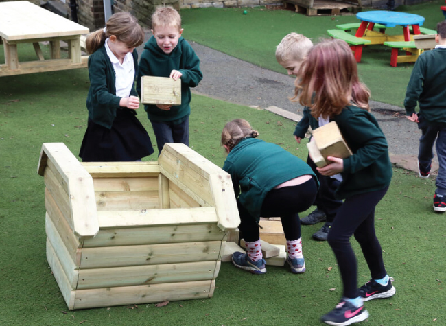 Veezu supports Meersbrook Bank Primary School’s playground renovation project