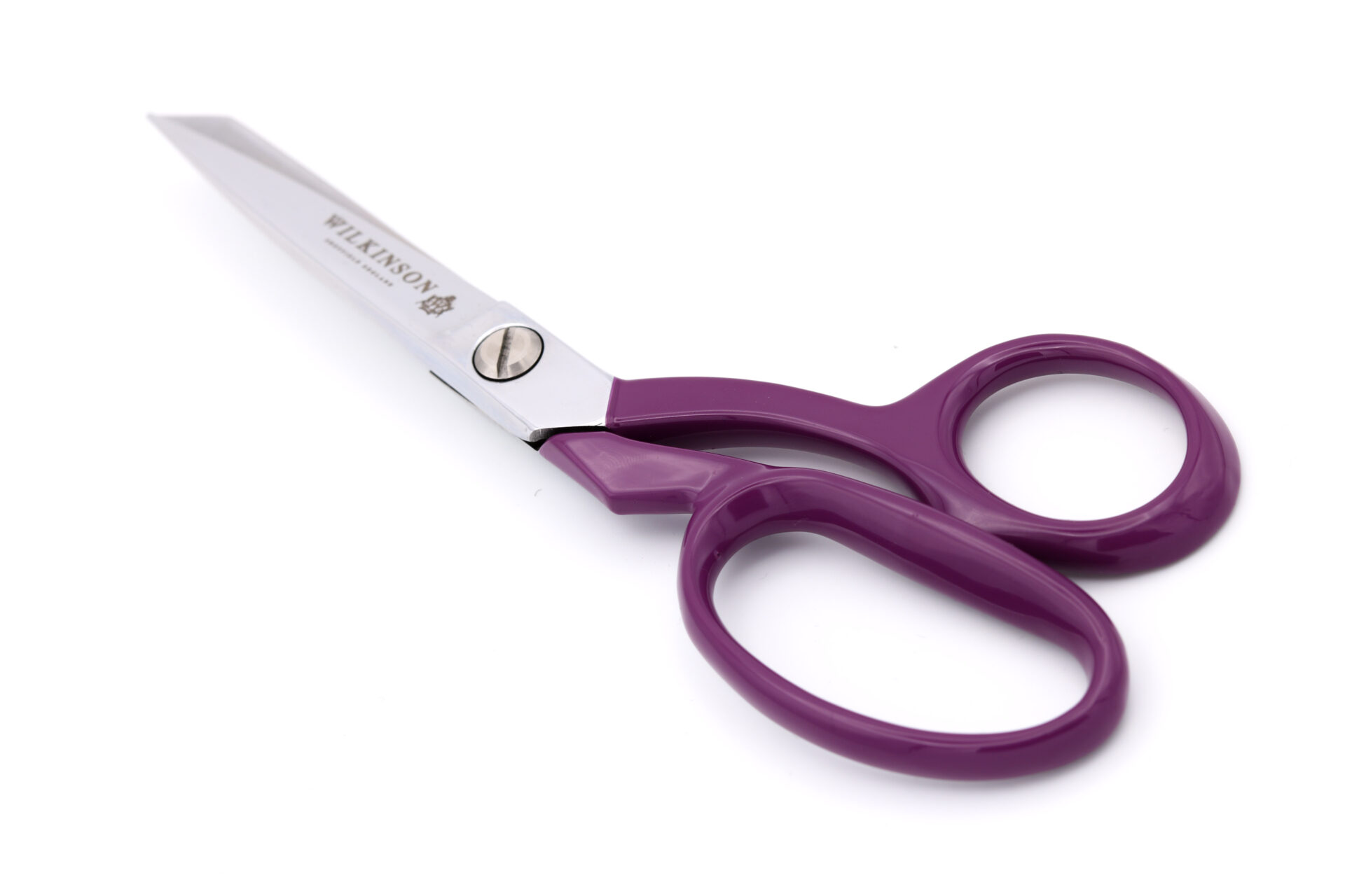 Mother’s Day scissors raising vital funds for women’s charity this March