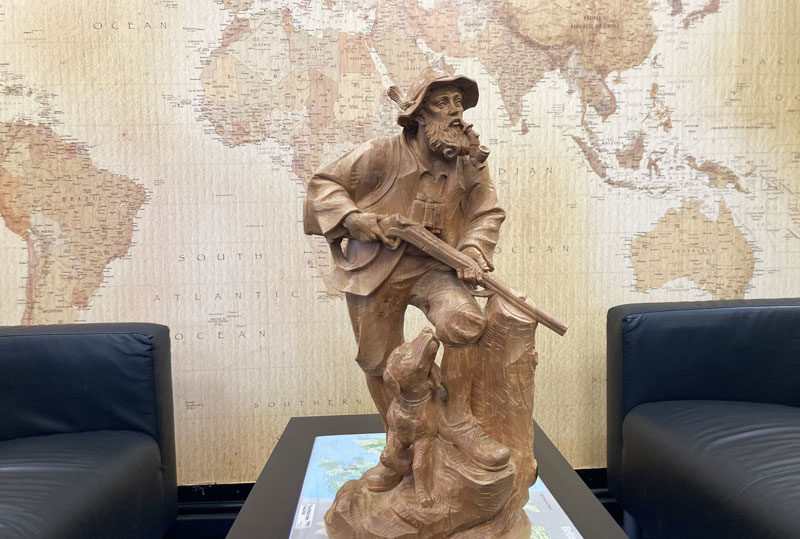 Ortisei Wood Carving travels from Sheffield to its origins in Italy